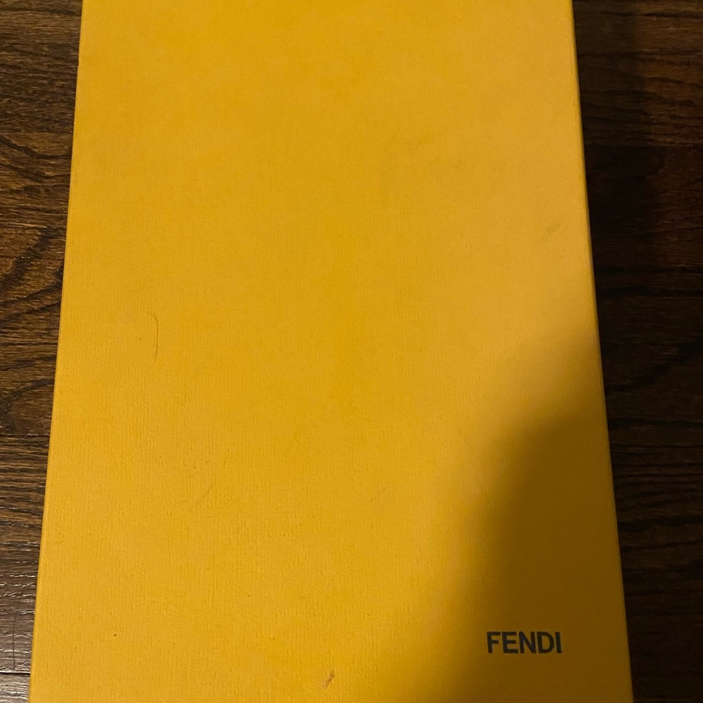 FENDI pumps - Picture 3 of 10